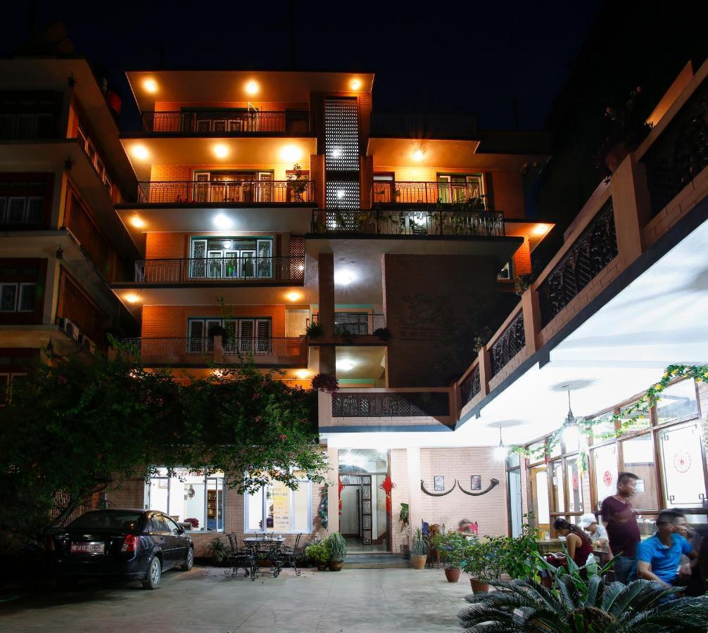 Kathmandu Nomad Hotel Екстериор снимка