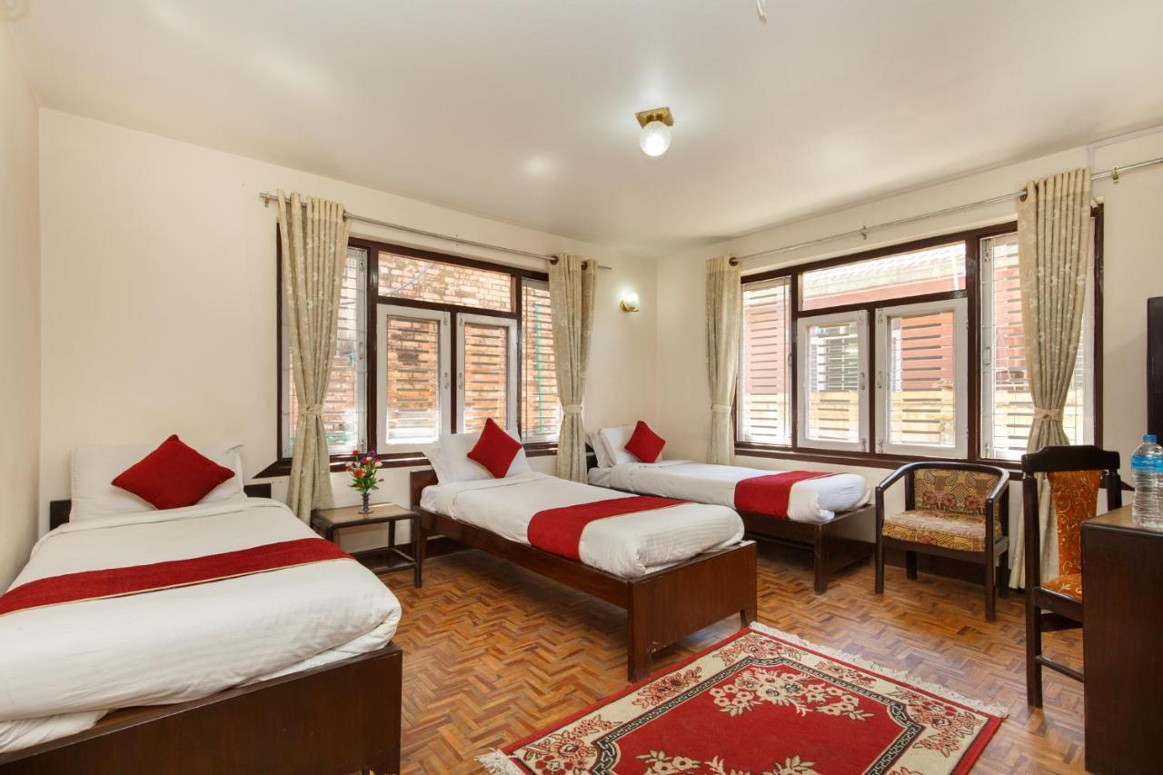 Kathmandu Nomad Hotel Екстериор снимка
